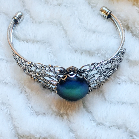 Mood Gem in Bezel Setting Filigree Cuff B… - Picture 5 of 6